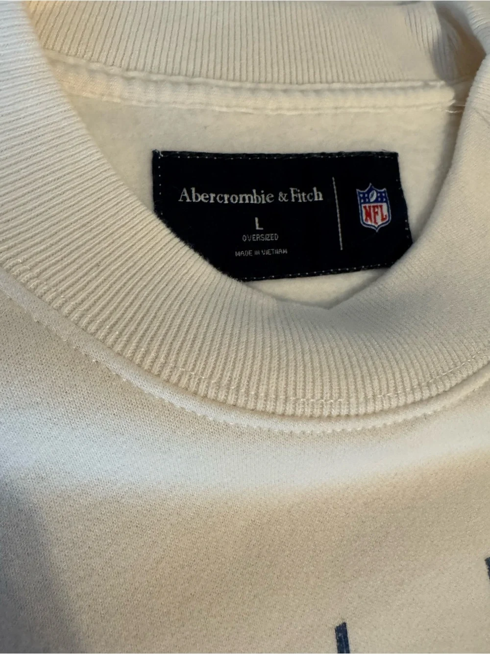 Abercrombie and Fitch Dallas Cowboys Crewneck - Picture 3 of 3